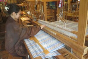 weaving plaid